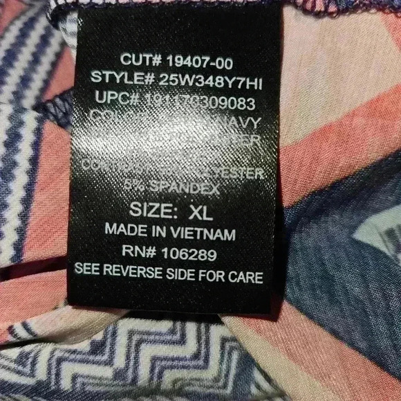 Three Pink Hearts - Picture 9 of 14